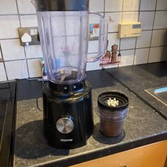 blender with coffee grinder