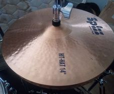 SPIZZ 14" Series Four Medium Hi Hat