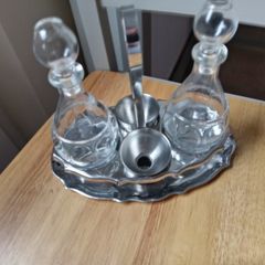 Table Stand Vinegar/Oil, Egg Cups