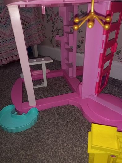 Barbie Dream House