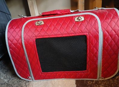 Pet carrier
