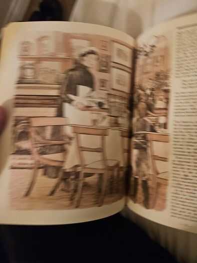 Forgotten Household Crafts. The National Trust Book Of. By Jomn Seymour. Beautiful Illustrated Large Volume Hardbacks With Dustjackets In Good Condition. See Photos For Same.