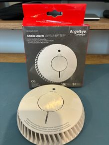 Smoke Alarms x 2
