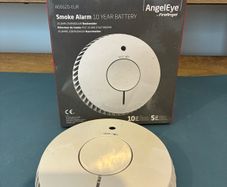 Smoke Alarms x 2