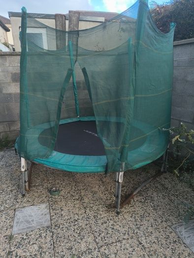 Trampoline