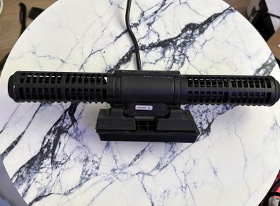 Maxspect XF350 Gyre with Controller