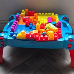 Mega blocks build & learn table