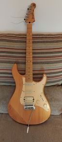 Yamaha Pacifica 112 Electric Guitar + Boston Gig Bag