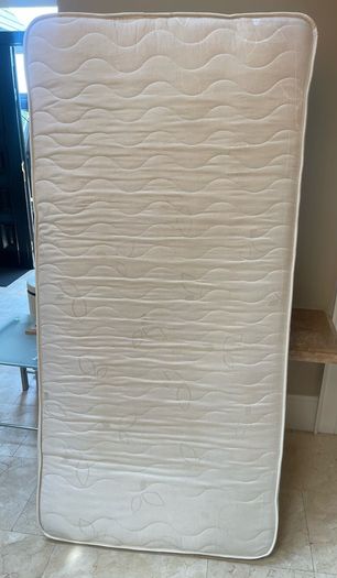 Premium Thick Harvey Norman Single Mattress - Can Deliver