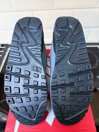 Nike Air Max 90 - Uk10