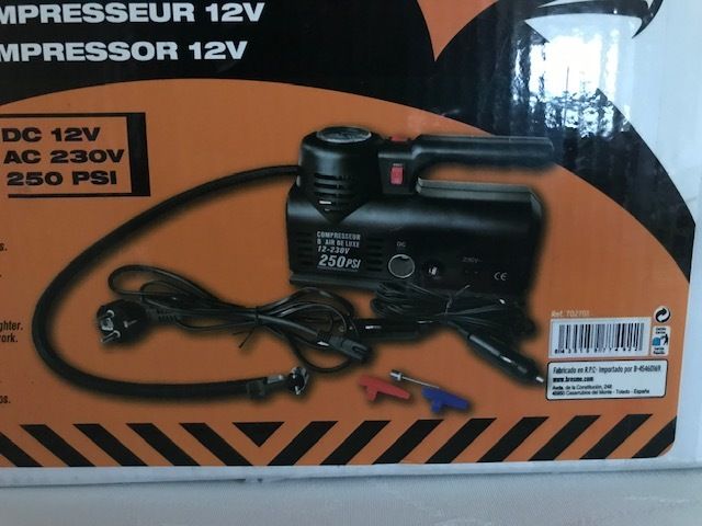 Haukka Mini Compressor Car DC 12 V, AC 110 V/230 V