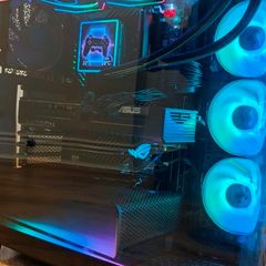 Custom gaming PC. 12900k 32 ddr5 rx9070xt