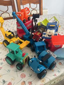 Bob the Builder  (11 characters)