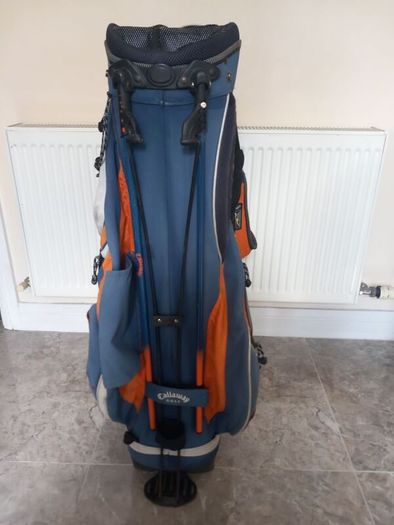 callaway golf bag with stand.