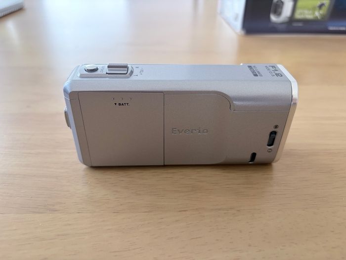 JVC digital camcorder HD Everio GZ-VX715