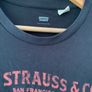 t-shirt  Levi unisex Image 2