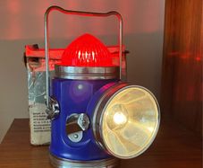 Vintage 1960's LIEZ Flasher King Lantern