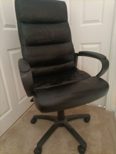 Office desk & chair