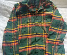 gap shirt