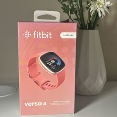 Fitbit Versa 4