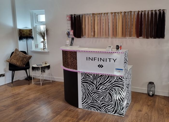 salon reception desk