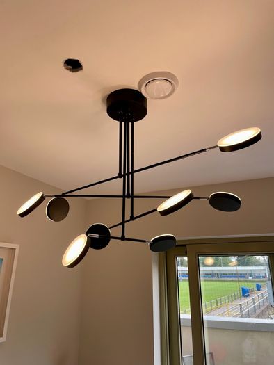 Feature LED 8 Spotlight Ceiling Lamp