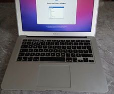 MacBook Air (2017)