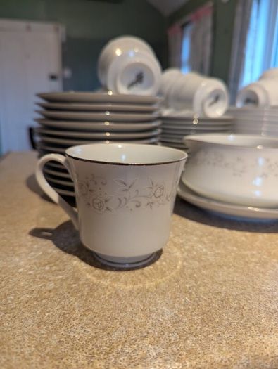 Fine China Set - Japanese Delux