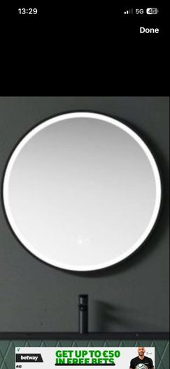 Led Round frameless mirror.