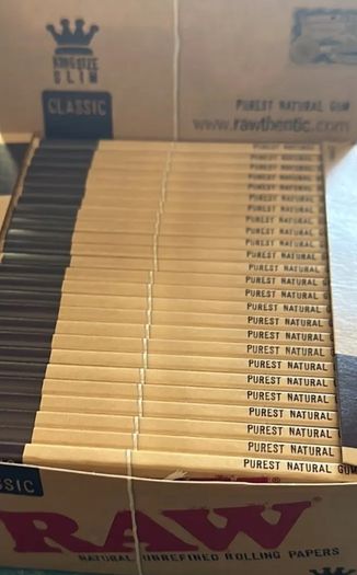 Raw Classic King Size Rolling Papers 1.50 4 and 1 free