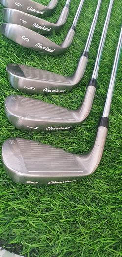 Cleveland Irons + 23o Hybrid Combi Set
