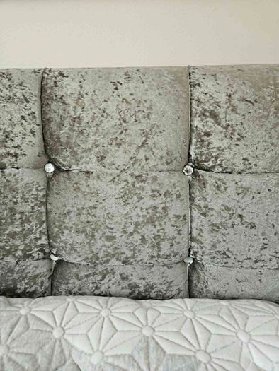 King Size Silver Diamond Divan Bed
