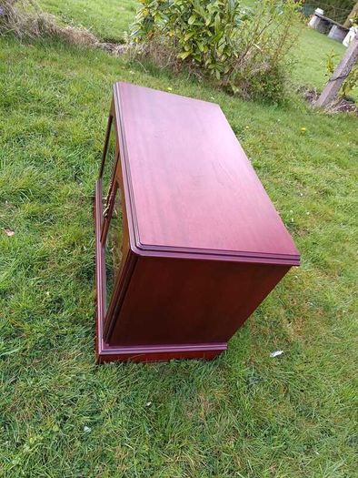 Vintage TV Stand