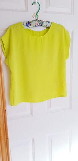 New Look Yellow Top - Size 8