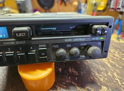 Ford Radio / Cassette Player