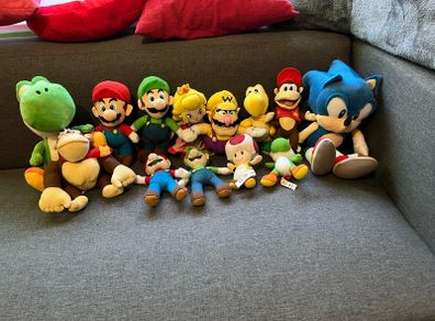 Mario Plushies Bundle