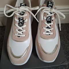 Brand new Nero Giardini trainers