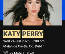 Katy Perry Malahide castle