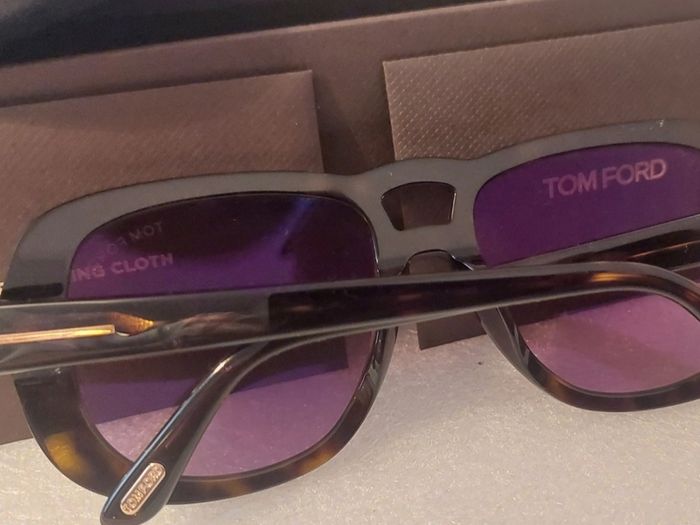 genuine Tom Ford sunglasses , those ultra luxury, head-turning