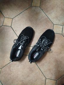 safety shoes 9 number
