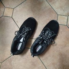 safety shoes 9 number