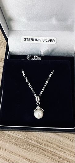 Sterling silver pearl necklace