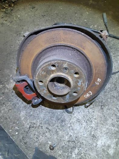 Bmw E90 E91 E92 3 Series Drivers Side Rear Hub