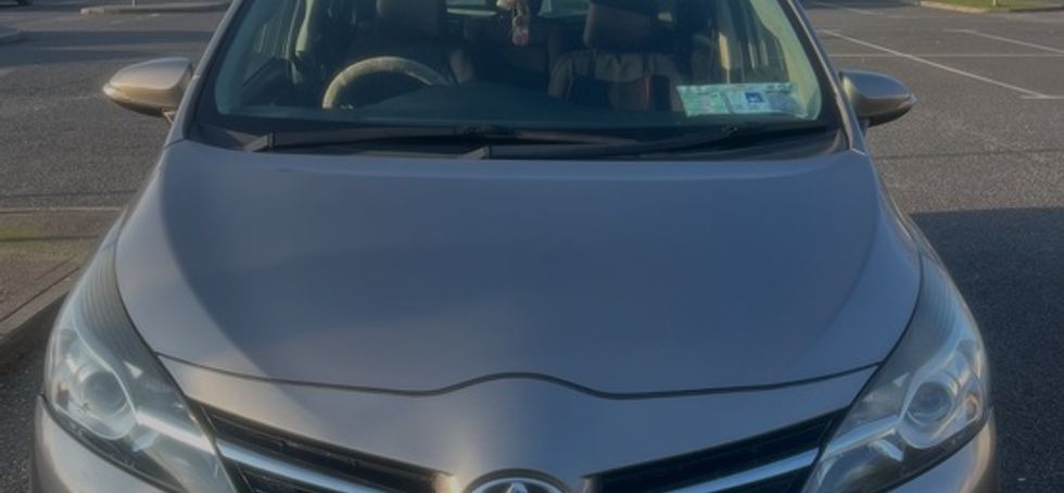 2015 Toyota Verso Luna skyview 7 seater