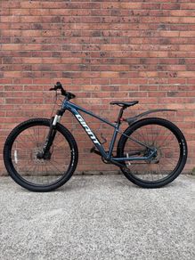 Giant Talon 0 29" MTB