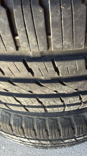 Land Cruiser 4 alloys and great tires
