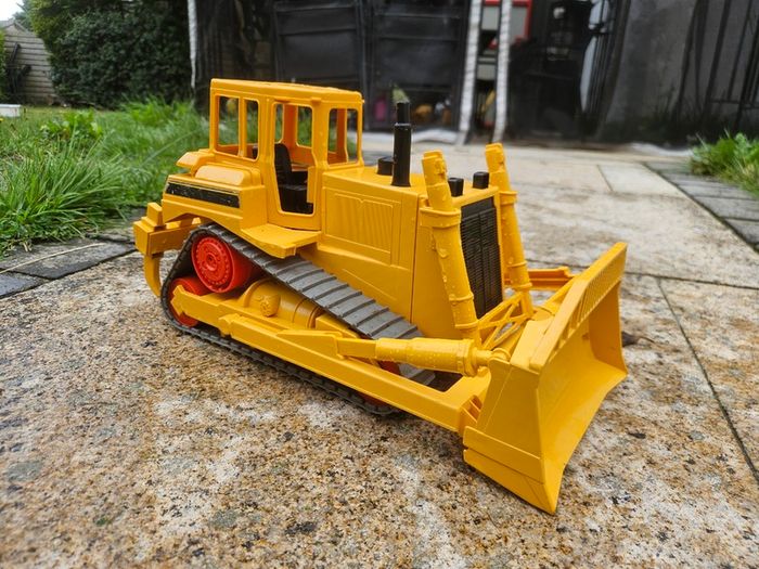 Bruder Buldozer