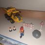 LEGO City Dump Truck (Set 7631) Image 3