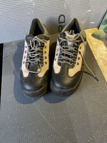 Safety shoes