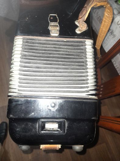 Rare Old Weltmeister Bass Accordion 1960s With Case
